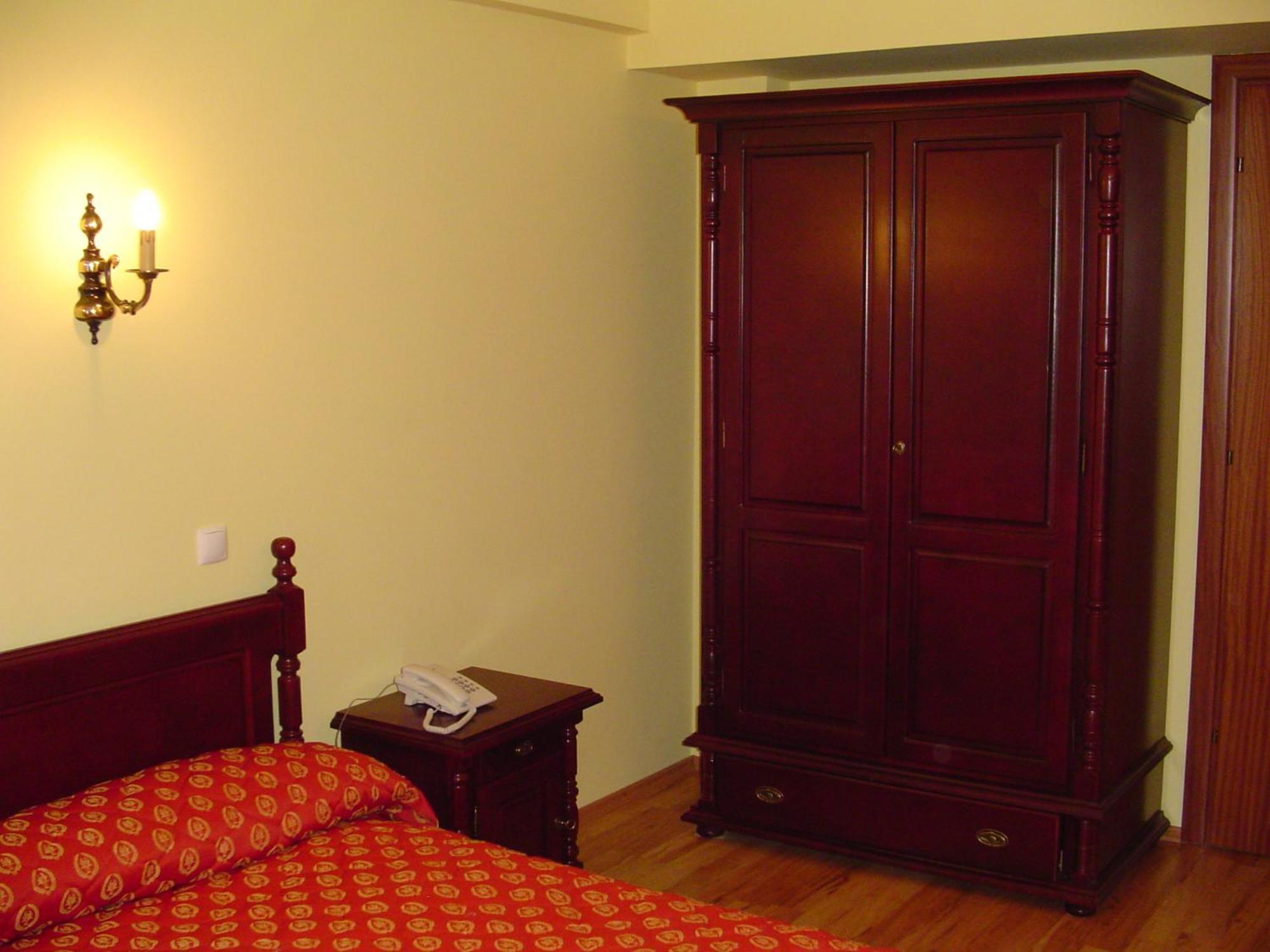 Hotel Europa Плоєшті Номер фото