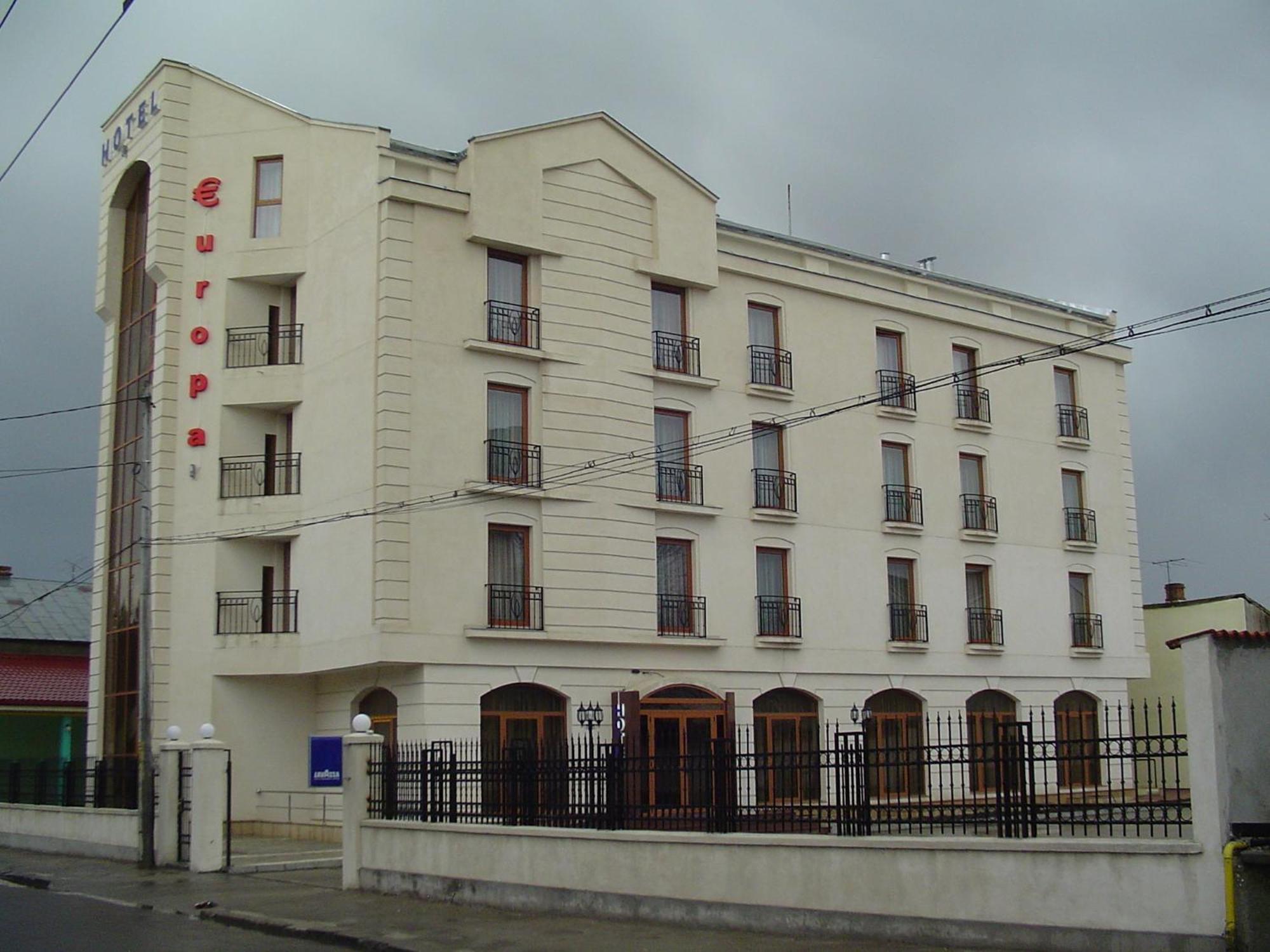 Hotel Europa Плоєшті Екстер'єр фото
